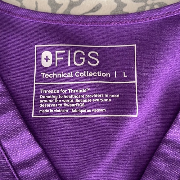 Figs Catarina one pocket scrub top - ultra violet purple - Picture 2 of 2